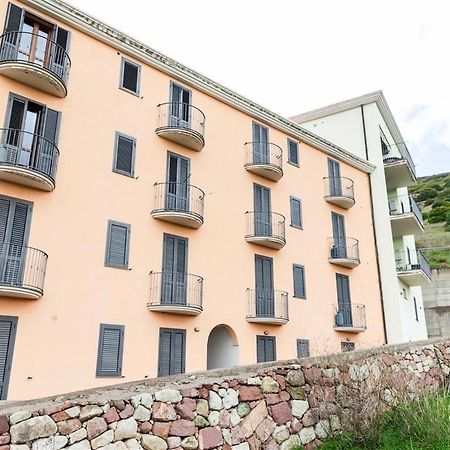 La Finestra Sul Castello Lejlighed Bosa Eksteriør billede